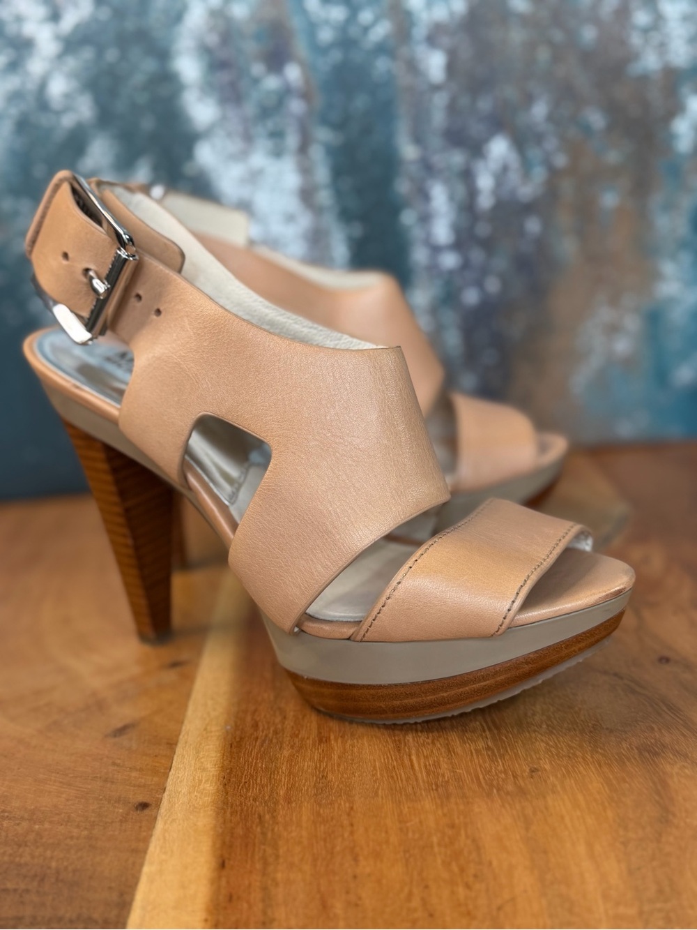 Michael Michael Kors 2010’s Minimalist Tan Leather Platform Heels VGUC